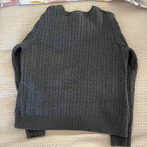 Izod brand, 6 petite medium weight sweater in excellent condition